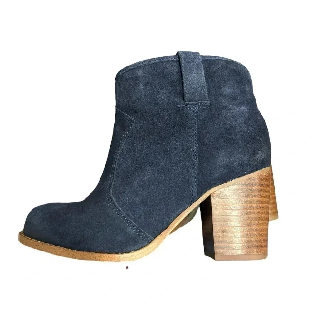 Splendid navy blue fine leather ankle boots sz 6m